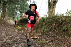 Peut-on courir un ultra avec une chaussure de trail “classique” ou faut-il un modèle spécifique ?